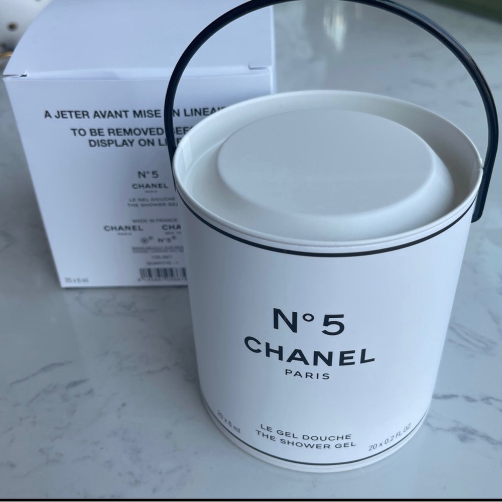 Chanel Factory N°5 shower gel